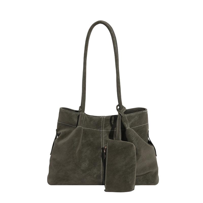 Retro largecapacity pleated portable tote bag women s new niche daily texture shoulder bag зелений
Retro largecapacity pleated portable tote bag women s new niche daily texture shoulder bag зелений
