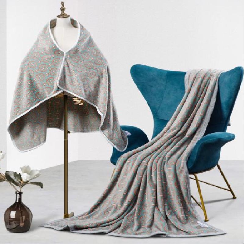 Green Plum Flannel Blanket Quilt
Green Plum Flannel Blanket Quilt