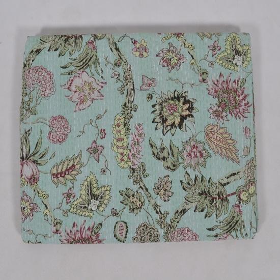 Одеяло Kantha с индийским цветочным принтом Одеяло Kantha из чистого хлопка Kantha Богемное покрывало на кровать Покрывало одного размера
Одеяло Kantha с индийским цветочным принтом Одеяло Kantha из чистого хлопка Kantha Богемное покрывало на кровать Покрывало одного размера
