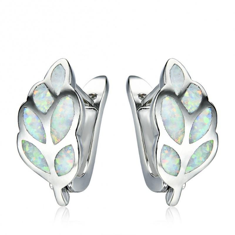 Niche design leaf ear buckle spring mini version simple trinket белый
Niche design leaf ear buckle spring mini version simple trinket белый