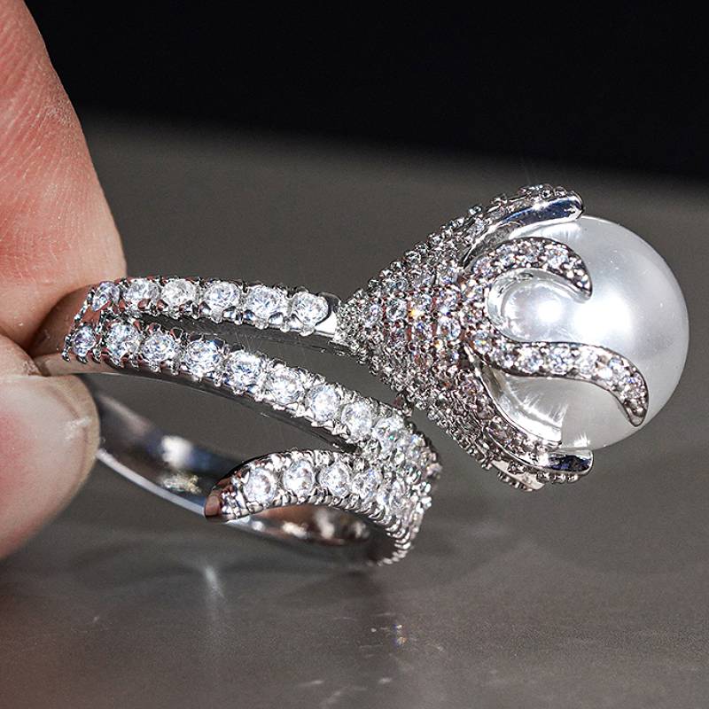 Huitan Imitation Pearl Women Ring Luxury Style Wedding Elegant Accessories Full Shining CZ Anniversary Lady Zircon Chic Gift 6
Huitan Imitation Pearl Women Ring Luxury Style Wedding Elegant Accessories Full Shining CZ Anniversary Lady Zircon Chic Gift 6