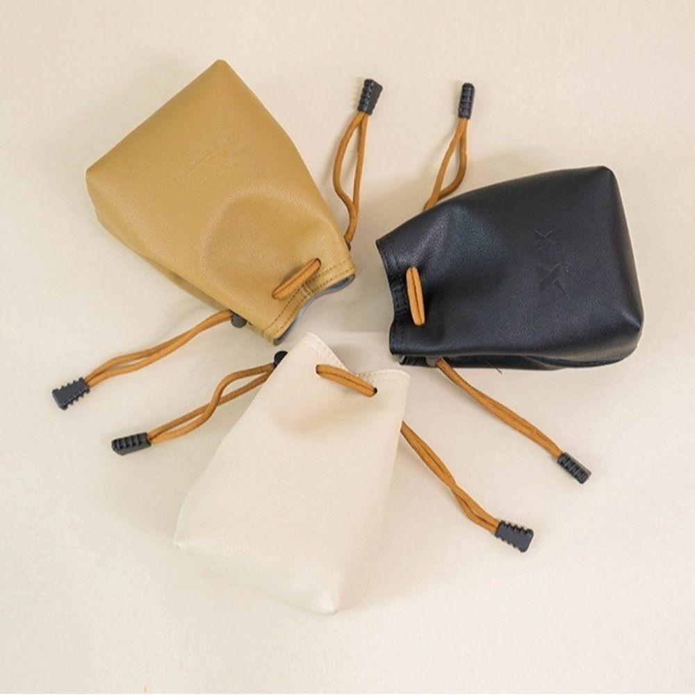 Waterproof Camera Storage Bag Protective Lens Pouch Stylish Camera Bag For DSLR/Mirrorless Camera S коричневий
Waterproof Camera Storage Bag Protective Lens Pouch Stylish Camera Bag For DSLR/Mirrorless Camera S коричневий