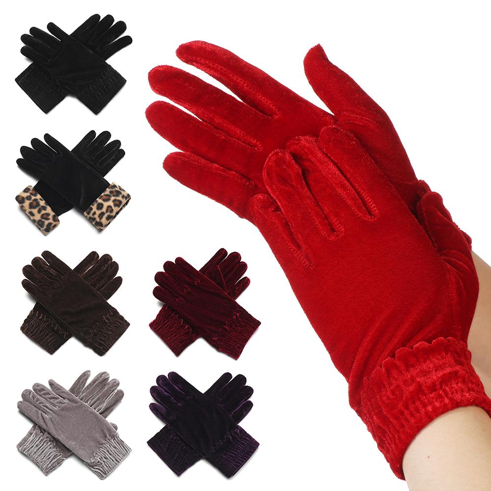 7 Colors Autumn Winter Pleuche Full Finger Mittens Velvet Full Finger Gloves Warm Gloves
7 Colors Autumn Winter Pleuche Full Finger Mittens Velvet Full Finger Gloves Warm Gloves