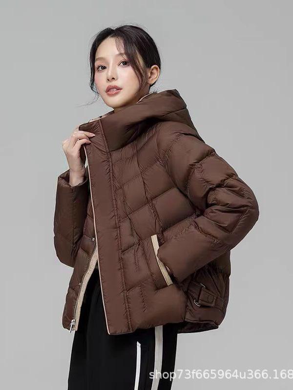 Зимняя женская куртка в корейском стиле, свободного кроя, приталенная, с капюшоном, на хлопковой подкладке, 2025 Extra Large чёрный
Зимняя женская куртка в корейском стиле, свободного кроя, приталенная, с капюшоном, на хлопковой подкладке, 2025 Extra Large чёрный