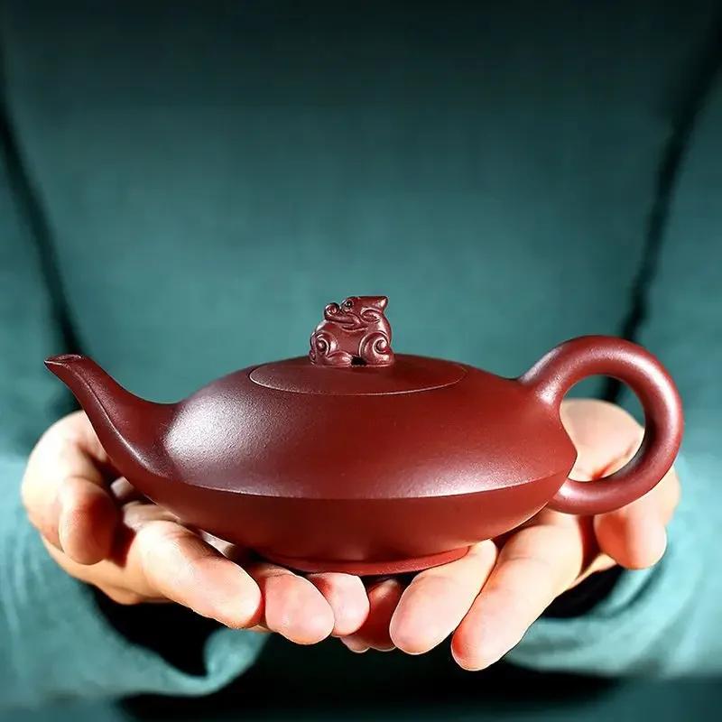 240ml Chinese Yixing Handmade Pot Kung-fu Teaware Purple Clay Drinkware Dahongpao Beauty Tea Pot
240ml Chinese Yixing Handmade Pot Kung-fu Teaware Purple Clay Drinkware Dahongpao Beauty Tea Pot
