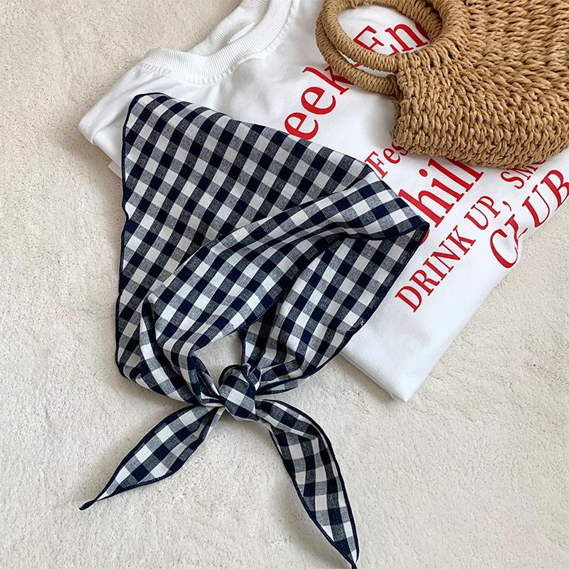 Silk scarf, headscarf, high-end matching scarf, small scarf, women s black and blue classic color, small plaid triangular scarf, waist
Silk scarf, headscarf, high-end matching scarf, small scarf, women s black and blue classic color, small plaid triangular scarf, waist