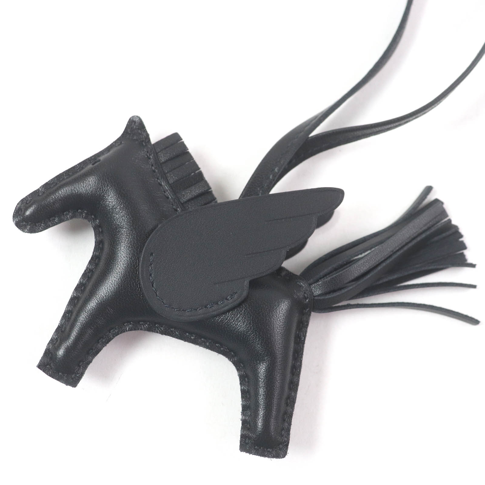 HERMES key ring Rodeo Charm PM Pegasus So Black Anyo Miro Women Used
HERMES key ring Rodeo Charm PM Pegasus So Black Anyo Miro Women Used
