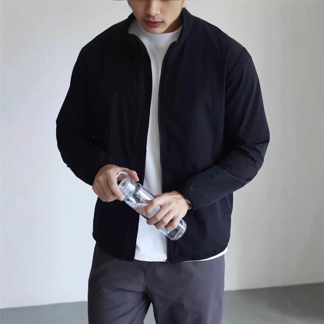 Lightweight Stand Collar Jacket for Men, New Spring and Autumn Business Casual Style, Simple Commuting Top, Casual Coat 2XL чорний
Lightweight Stand Collar Jacket for Men, New Spring and Autumn Business Casual Style, Simple Commuting Top, Casual Coat 2XL чорний