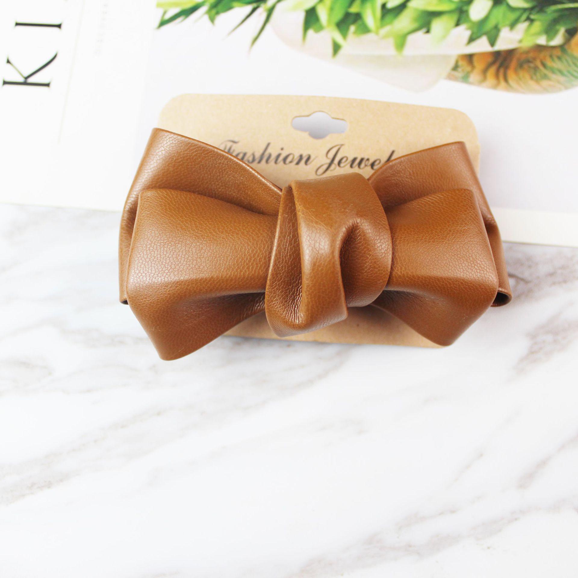 Handmade PU Leather Bow Hair Clips for Girls, Set of 2 коричневый
Handmade PU Leather Bow Hair Clips for Girls, Set of 2 коричневый
