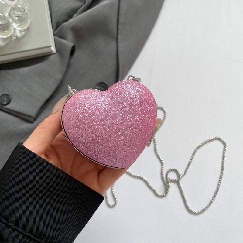 Niche diamond-encrusted versatile love small bag women s 2025 summer new celebrity dinner shoulder bag fashion messenger bag розы красного
Niche diamond-encrusted versatile love small bag women s 2025 summer new celebrity dinner shoulder bag fashion messenger bag розы красного