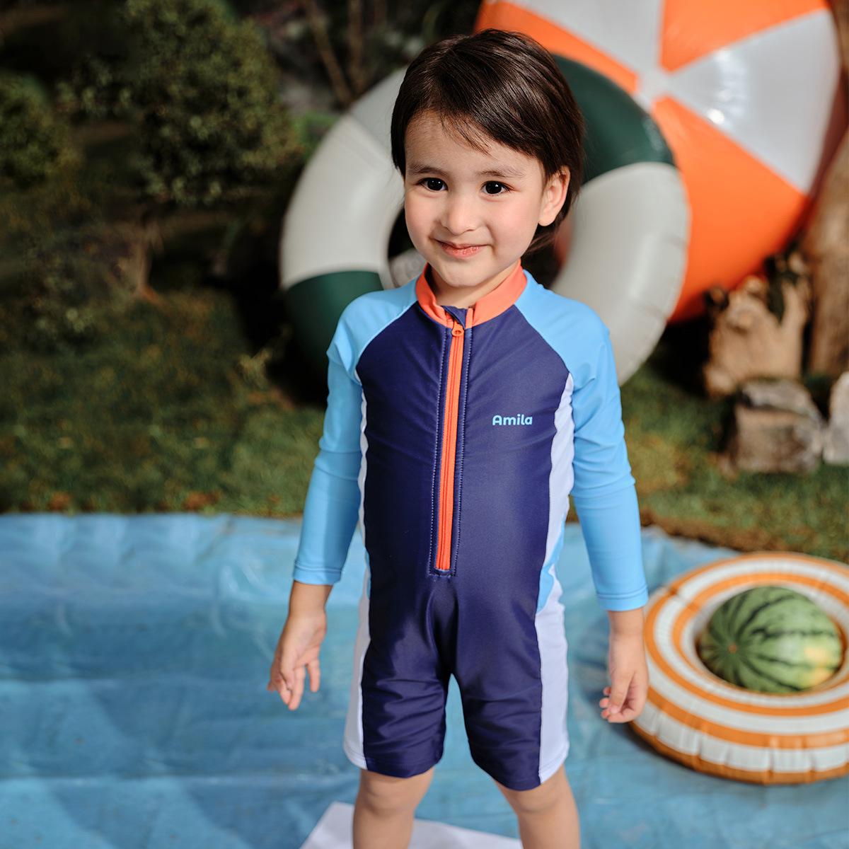 Amila UPF50+ Color Block Sun Protection Swimsuit for Kids - 2024 Summer Collection 110 cm темно-синий
Amila UPF50+ Color Block Sun Protection Swimsuit for Kids - 2024 Summer Collection 110 cm темно-синий