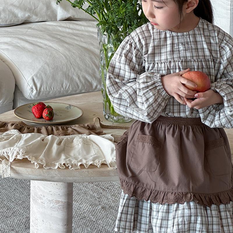 New Fashion Coffee Lace Apron: Ruffled Edge, Half Body, Pocket Bib, Short Style, Solid Color for Kids One size
New Fashion Coffee Lace Apron: Ruffled Edge, Half Body, Pocket Bib, Short Style, Solid Color for Kids One size