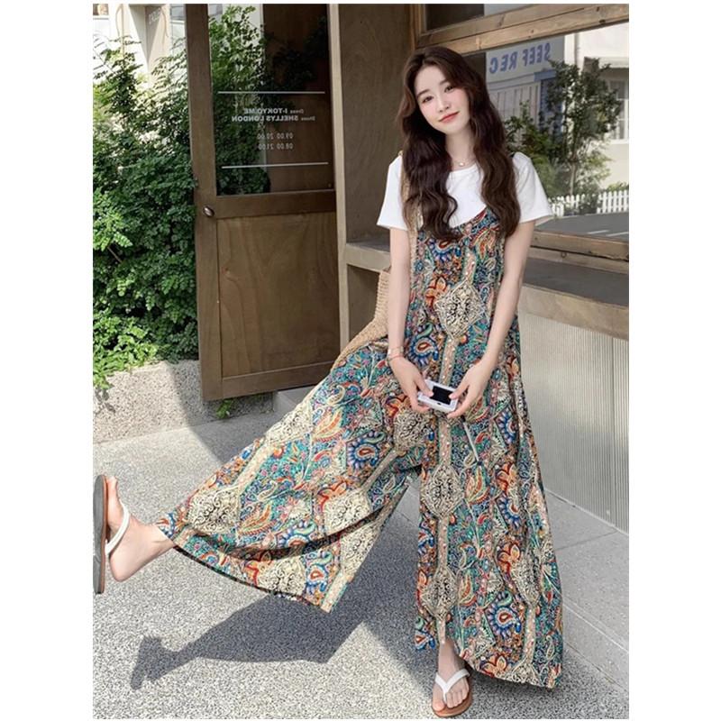 Summer Retro Printed Shoulder Strap Wide Leg Pants Casual Versatile Women s One-Piece Pants High Waist Long Pants XXXXL
Summer Retro Printed Shoulder Strap Wide Leg Pants Casual Versatile Women s One-Piece Pants High Waist Long Pants XXXXL