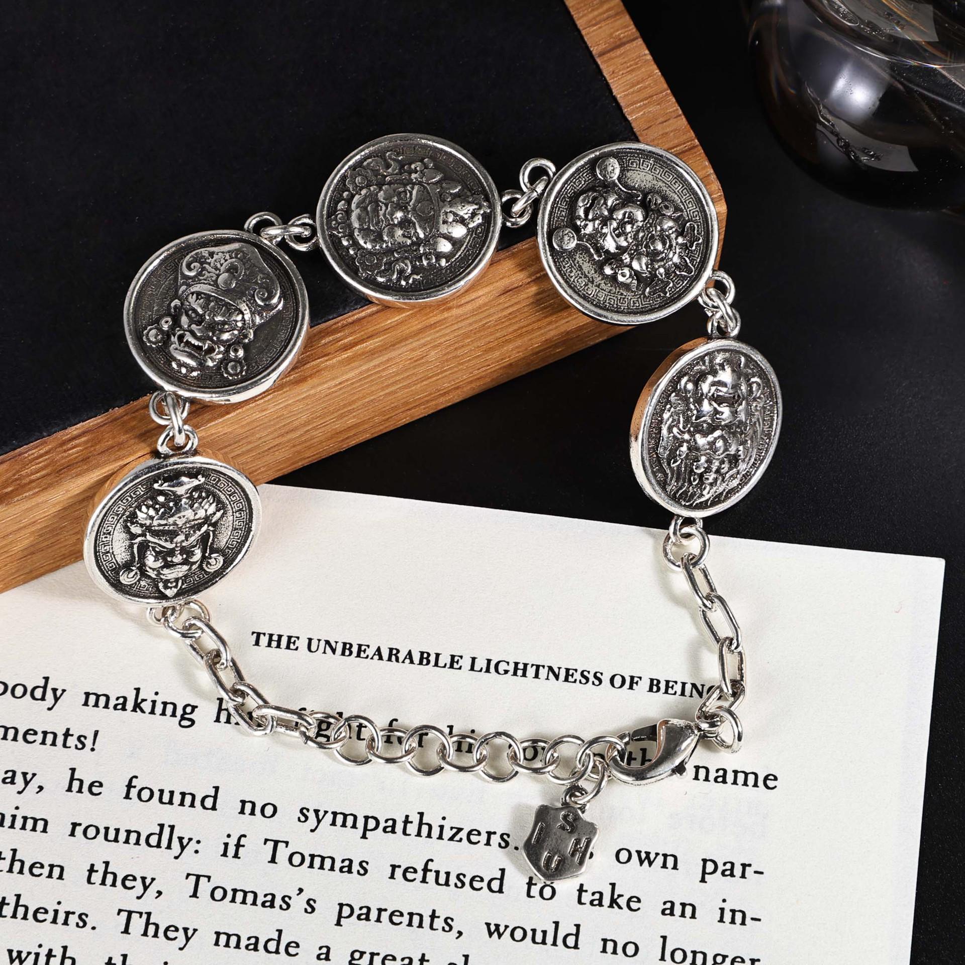 2026 Copper-Plated 925 Silver Retro Women s Bracelet - Fashionable, Durable, Decorative Chain
2026 Copper-Plated 925 Silver Retro Women s Bracelet - Fashionable, Durable, Decorative Chain