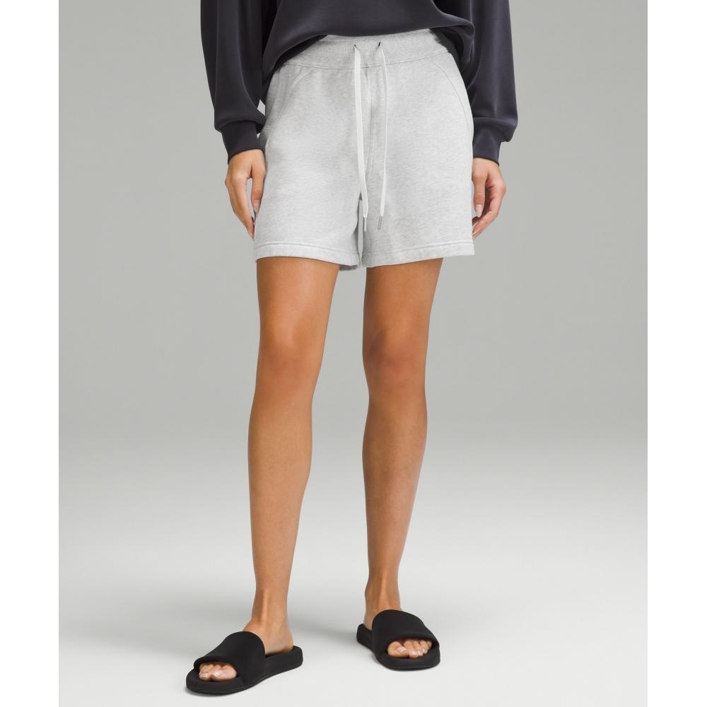Lululemon Короткие шорты Scuba High Rise 5 Heathered Core Ultra Light Grey 16/5
Lululemon Короткие шорты Scuba High Rise 5 Heathered Core Ultra Light Grey 16/5