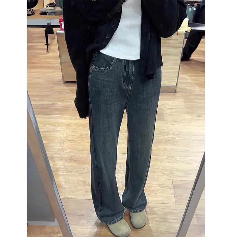 Blue-Gray High-Waisted Women s Straight-Leg Jeans: Autumn/Winter Plus-Size Slimming Wide-Leg Pants for Pear-Shaped Bodies S синьо сірого кольору
Blue-Gray High-Waisted Women s Straight-Leg Jeans: Autumn/Winter Plus-Size Slimming Wide-Leg Pants for Pear-Shaped Bodies S синьо сірого кольору