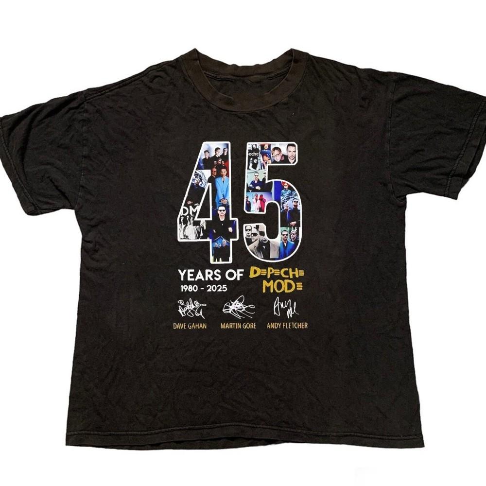 Depeche Mode 45 years of 1980-2025 Gift For Fans Unisex All Size DO195 Unisex T-Shirt L
Depeche Mode 45 years of 1980-2025 Gift For Fans Unisex All Size DO195 Unisex T-Shirt L