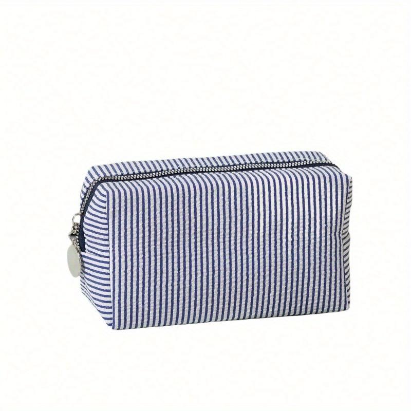 1 шт. Женская косметичка в полоску на молнии, дорожная сумка для туалетных принадлежностей, женская сумка для хранения косметики, дорожная сумка, предметы первой необходимости для путешествий, для пляжа, для косметички синий
1 шт. Женская косметичка в полоску на молнии, дорожная сумка для туалетных принадлежностей, женская сумка для хранения косметики, дорожная сумка, предметы первой необходимости для путешествий, для пляжа, для косметички синий