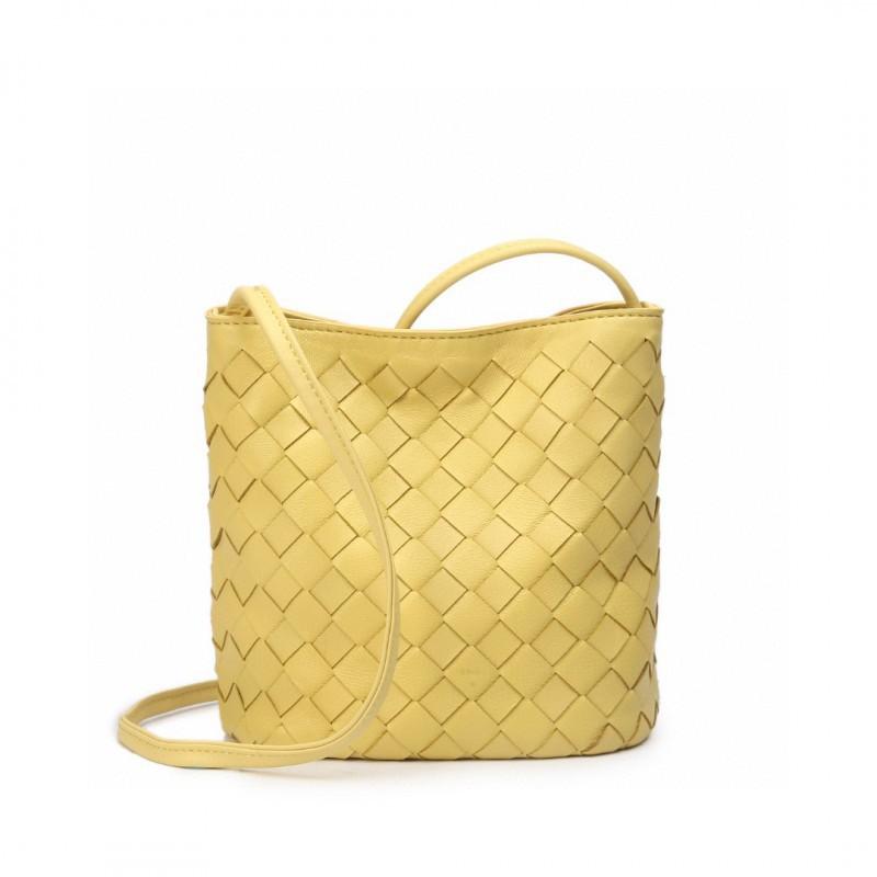 Genuine Leather Women s Bag High-quality Simple Sheepskin Bucket All-matching Fashionable Shoulder Cross-body Female Length 16 width 11 height 17cm жовтий
Genuine Leather Women s Bag High-quality Simple Sheepskin Bucket All-matching Fashionable Shoulder Cross-body Female Length 16 width 11 height 17cm жовтий