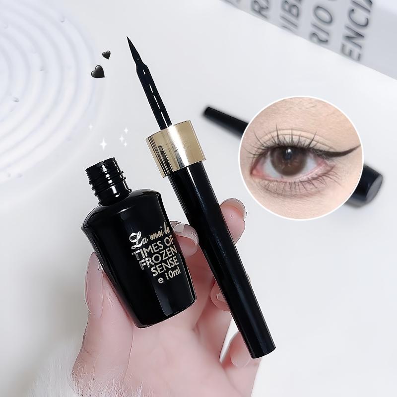 Long-lasting Black Gel Eyeliner Ultra-fine Hard-tipped Waterproof Liquid Eyeliner Pen Quick-Dry Durable Cosmetics Makeup Tool
Long-lasting Black Gel Eyeliner Ultra-fine Hard-tipped Waterproof Liquid Eyeliner Pen Quick-Dry Durable Cosmetics Makeup Tool