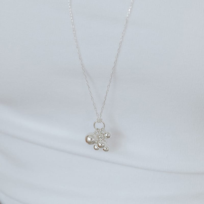 NUDOOR Dew tassel necklace 60-70cm
NUDOOR Dew tassel necklace 60-70cm