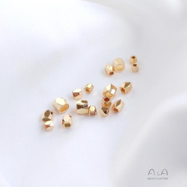 14k Gold-Filled Faceted Hexagon Rhombus Spacer Bead for DIY Jewelry Model C, 2.5mm rhombus bead, 10 pieces
14k Gold-Filled Faceted Hexagon Rhombus Spacer Bead for DIY Jewelry Model C, 2.5mm rhombus bead, 10 pieces