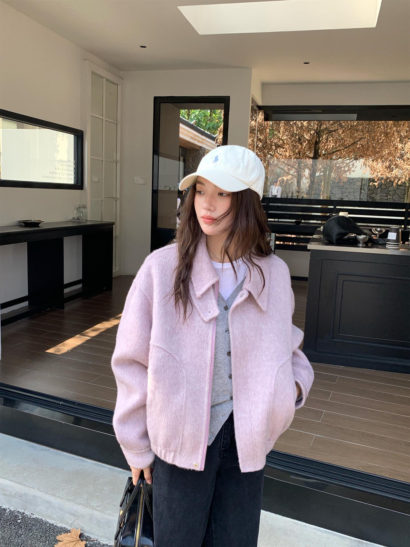 Женская шерстяная куртка в корейском стиле маленького размера на молнии One Size
Женская шерстяная куртка в корейском стиле маленького размера на молнии One Size