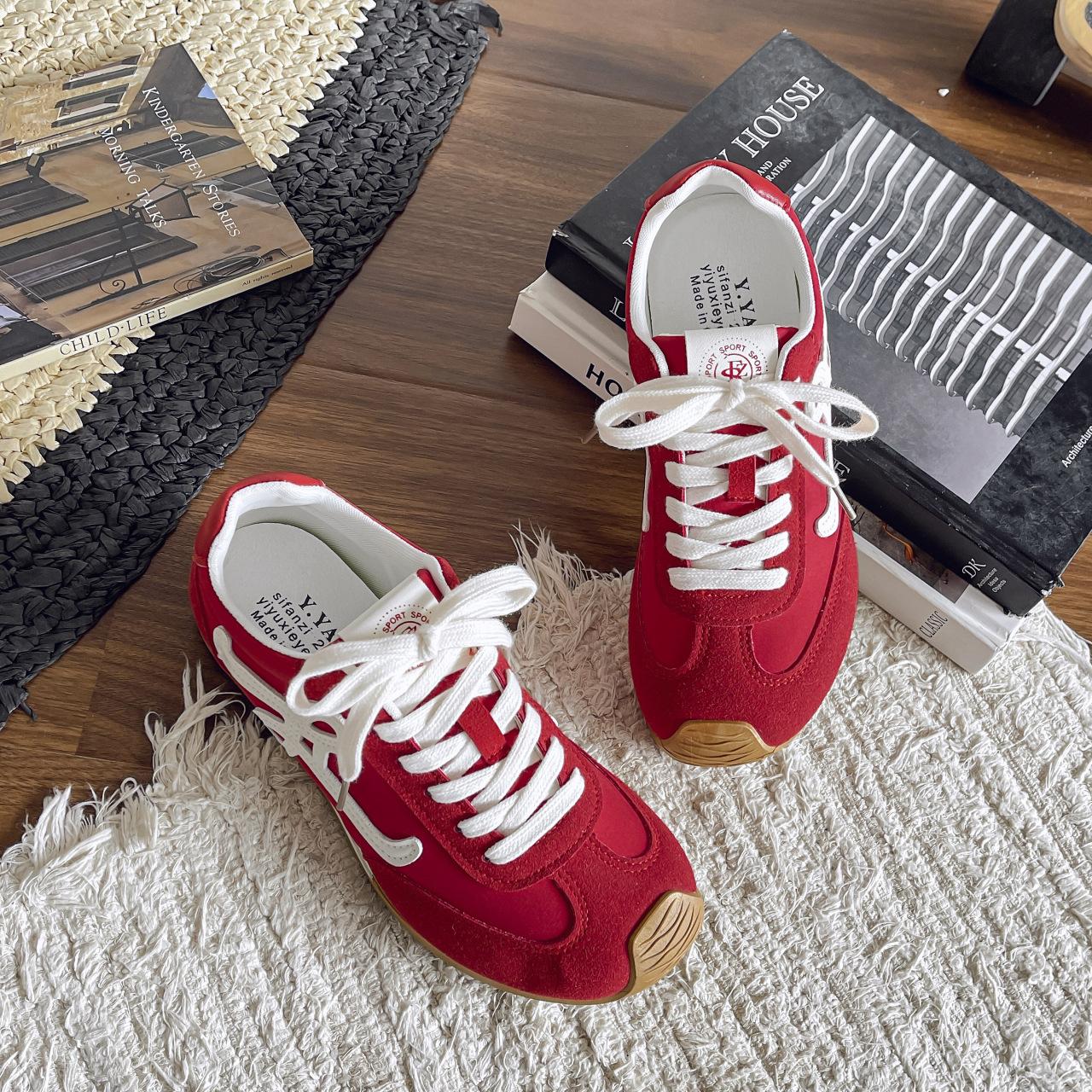 Новые повседневные туфли на плоской подошве из мягкой кожи от пары Ян Ми, универсальные ремешки 40 красный
Новые повседневные туфли на плоской подошве из мягкой кожи от пары Ян Ми, универсальные ремешки 40 красный