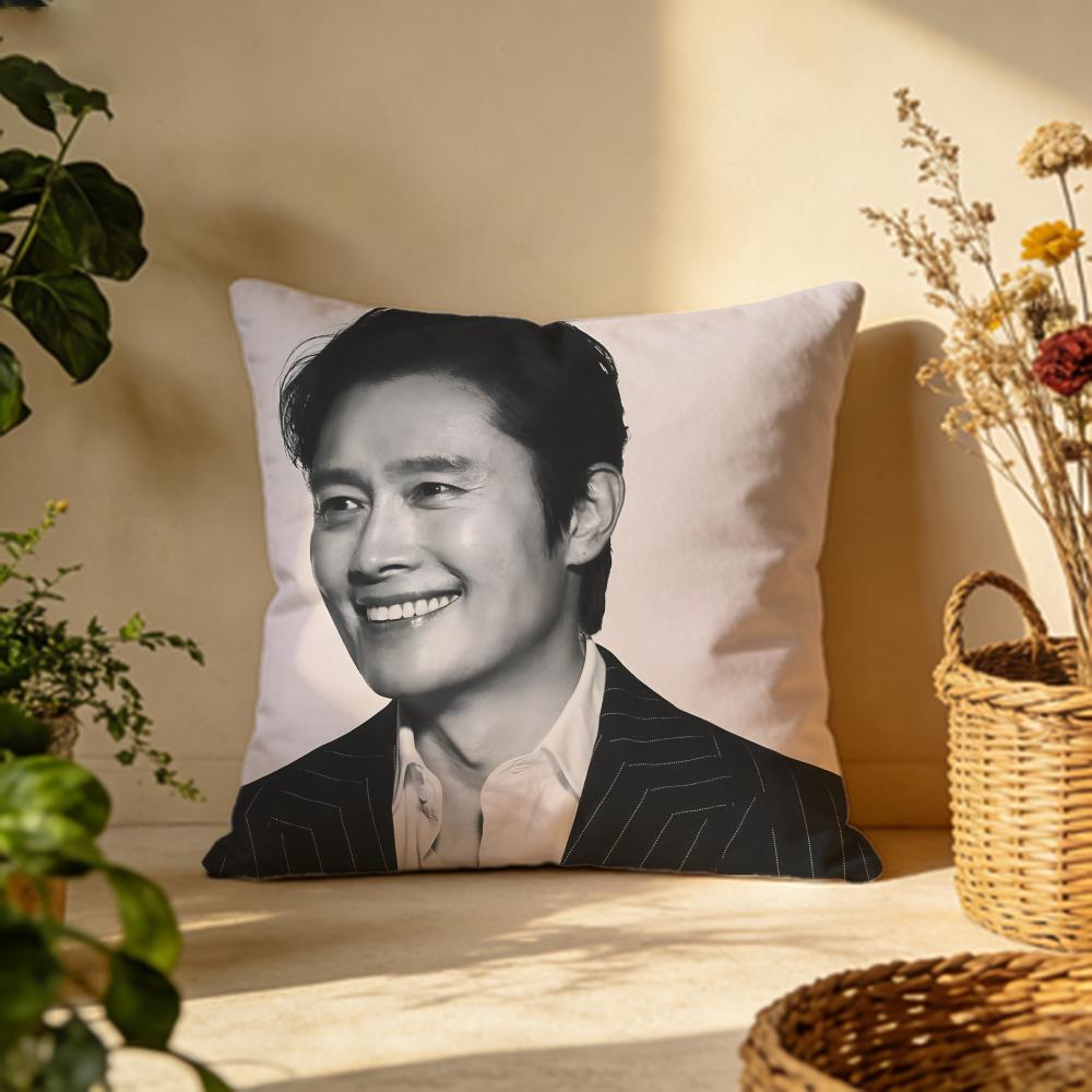 Fashion LLee Byung Hunnes Cushion Cover Versatile DoubleSided Pillow Case Fit for Sofa Bed Car Daily Decor 30X30cm
Fashion LLee Byung Hunnes Cushion Cover Versatile DoubleSided Pillow Case Fit for Sofa Bed Car Daily Decor 30X30cm