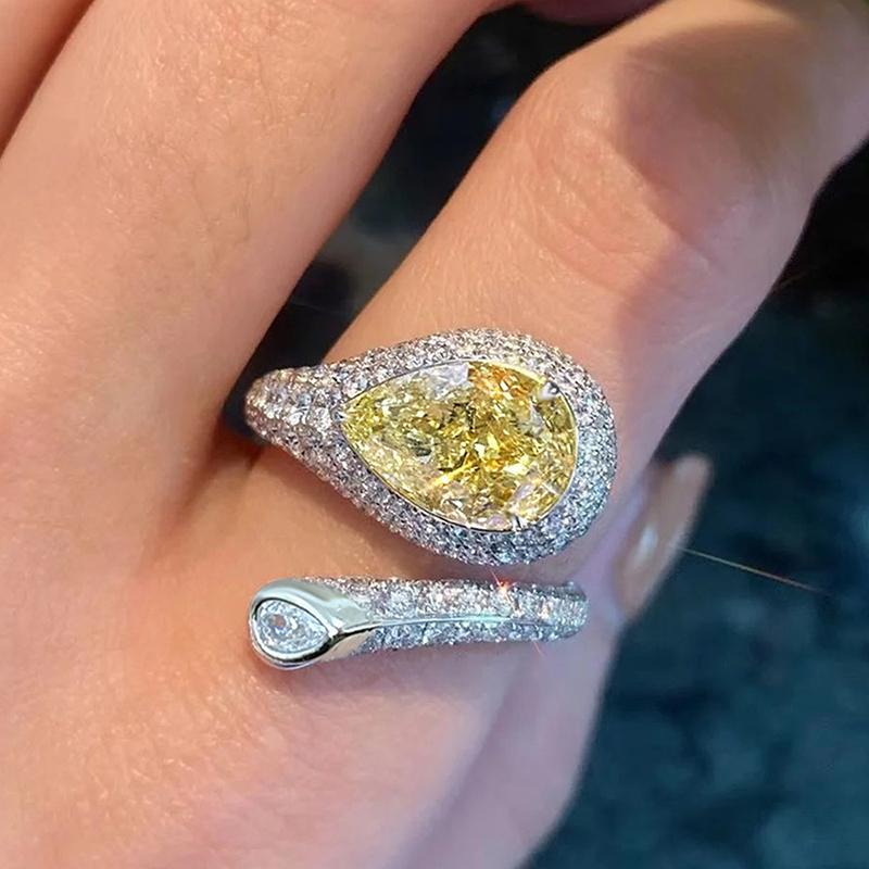 Huita Elegant Yellow Pear Cubic Zirconia Opening Rings for Women Luxury Trendy Brilliant Wedding Accessories Bright Lady Zircon resizable
Huita Elegant Yellow Pear Cubic Zirconia Opening Rings for Women Luxury Trendy Brilliant Wedding Accessories Bright Lady Zircon resizable