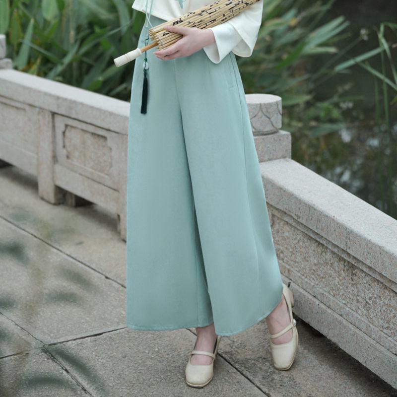 Комплект из двух предметов в китайском стиле с ретро-принтом: костюм тан и брюки палаццо для осени/зимы Quadruple Extra Large
Комплект из двух предметов в китайском стиле с ретро-принтом: костюм тан и брюки палаццо для осени/зимы Quadruple Extra Large