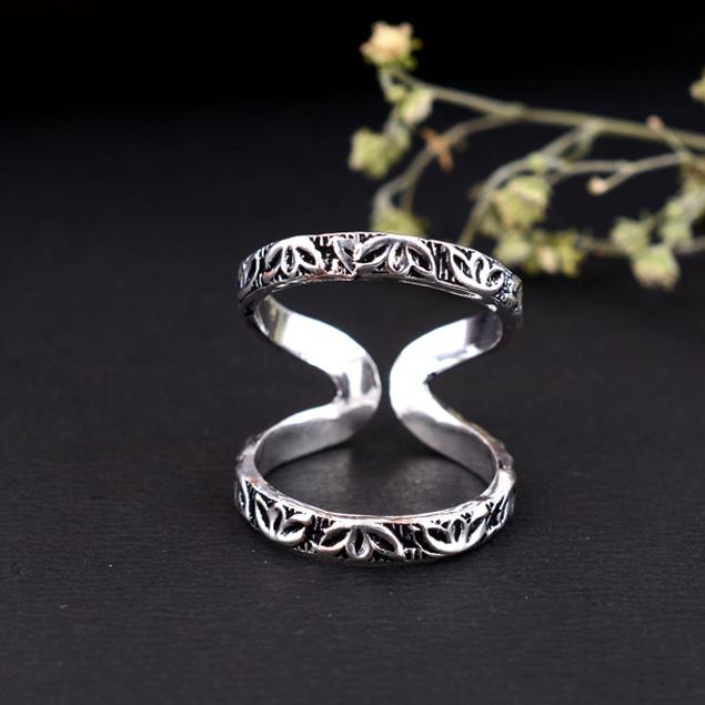 Adjustable Sterling Silver Splint Ring for PIP or DIP Joint Swan Neck Arthritis Support RA Rheumatoid Therapy Jewelry Gift 4 срібний
Adjustable Sterling Silver Splint Ring for PIP or DIP Joint Swan Neck Arthritis Support RA Rheumatoid Therapy Jewelry Gift 4 срібний