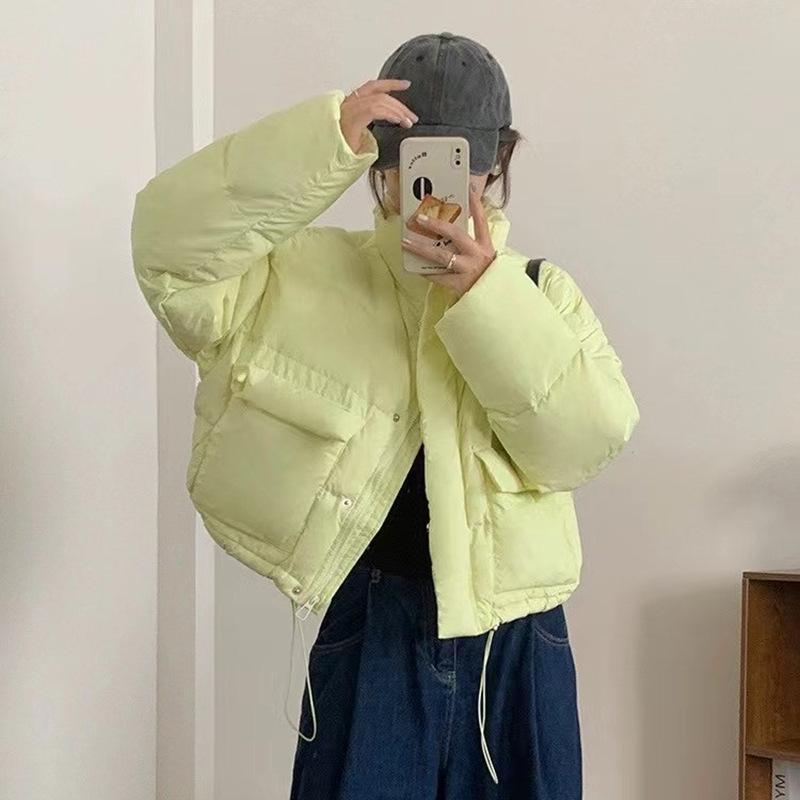 Korean version of stand-up collar down jacket women s short 2025 winter new thickened warm white duck down big pocket bread jacket S
Korean version of stand-up collar down jacket women s short 2025 winter new thickened warm white duck down big pocket bread jacket S