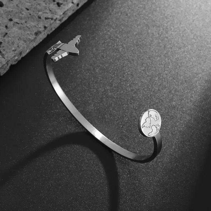 Stainless Steel Airplane Globe Opening Adjustable Bracelet Men s and Women s Cuff Bracelet Fashion Casual Jewelry
Stainless Steel Airplane Globe Opening Adjustable Bracelet Men s and Women s Cuff Bracelet Fashion Casual Jewelry