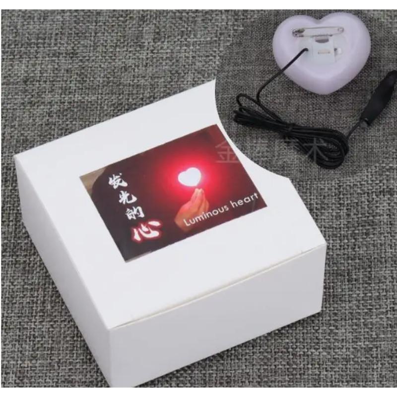Heart Light (Red Color) Magic Tricks Gimmicks Light Love Magie Stage Closeup Fire Props Comedy Accessories Valentine s Day Funny червоний
Heart Light (Red Color) Magic Tricks Gimmicks Light Love Magie Stage Closeup Fire Props Comedy Accessories Valentine s Day Funny червоний