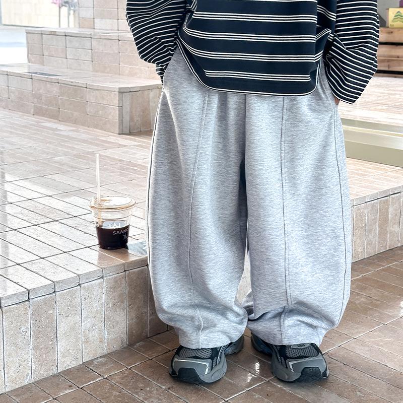 Boys Casual Loose-Fit Breathable Sports Pants - Spring/Autumn 2025 100cm темно-сірий
Boys Casual Loose-Fit Breathable Sports Pants - Spring/Autumn 2025 100cm темно-сірий