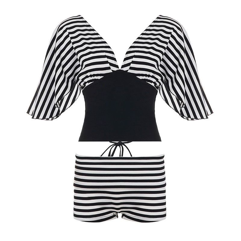 New Style Color-Block Striped Casual Two-Piece Women s Outfit, Summer Vacation Style V-Neck Sexy Tie-Up T-Shirt and Low-Waist Hip-Hugging Pants Black White S
New Style Color-Block Striped Casual Two-Piece Women s Outfit, Summer Vacation Style V-Neck Sexy Tie-Up T-Shirt and Low-Waist Hip-Hugging Pants Black White S