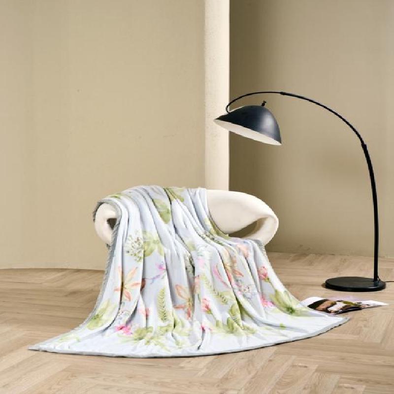 Mercury Home Textiles Flannel Blanket Quilt
Mercury Home Textiles Flannel Blanket Quilt