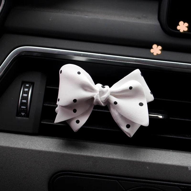 2025 Car Bows Teddy Bear Car Aromatherapy Air Conditioner Air Outlet Decoration Car Fragrance Fragrant Stone Female 04-White Polka Dot Bow(1 Bottle of Essential Oil)
2025 Car Bows Teddy Bear Car Aromatherapy Air Conditioner Air Outlet Decoration Car Fragrance Fragrant Stone Female 04-White Polka Dot Bow(1 Bottle of Essential Oil)