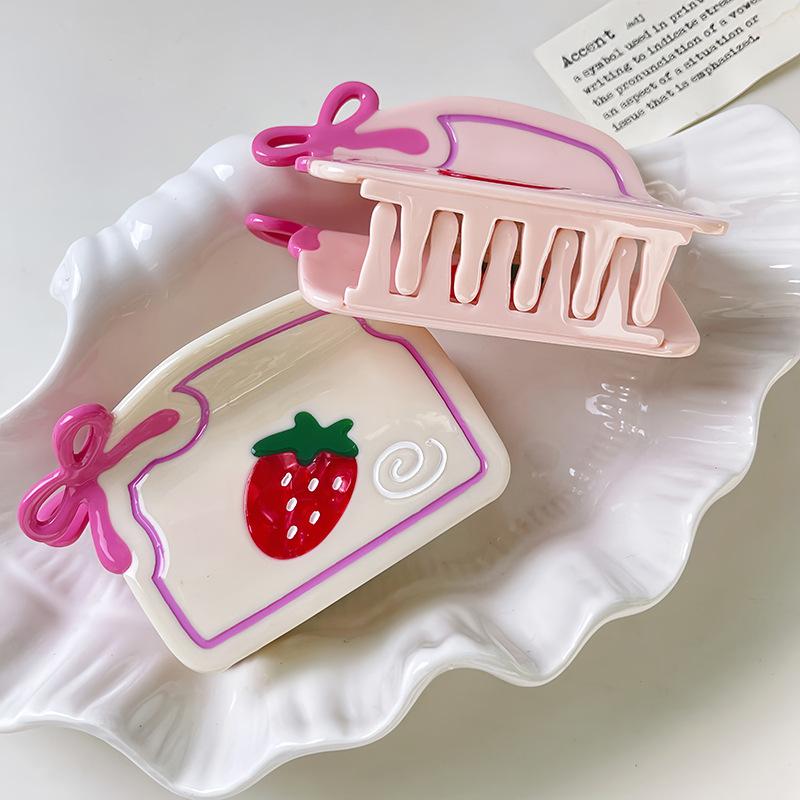 1pc Girl s Pink Strawberry Acetate Hair Clip, Cute and Sweet Shark Clip Ponytail Claw Hairpin Women s Updo Hair Accessories
1pc Girl s Pink Strawberry Acetate Hair Clip, Cute and Sweet Shark Clip Ponytail Claw Hairpin Women s Updo Hair Accessories