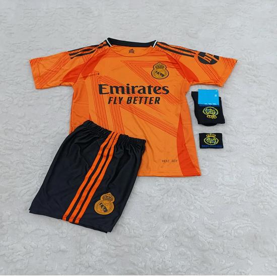 Джерси Kylian Mbappe Home Kids нового сезона 2024/25 
Джерси Kylian Mbappe Home Kids нового сезона 2024/25