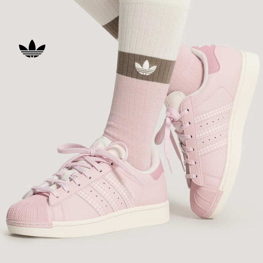 Кроссовки Adidas SUPERSTAR II W - Классический стиль Универсальные Кроссовки с ракушкой на носке Adidas Трехцветные KJ3968 35.5
Кроссовки Adidas SUPERSTAR II W - Классический стиль Универсальные Кроссовки с ракушкой на носке Adidas Трехцветные KJ3968 35.5