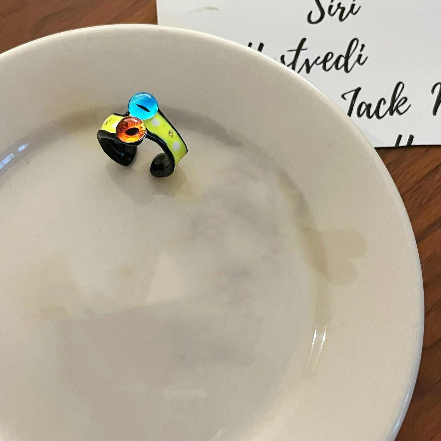 Чарівна мультяшна каблучка-роз єм для дівчаток: Унікальний, Веселий та Універсальний Дизайн для Вказівного Пальця
Чарівна мультяшна каблучка-роз єм для дівчаток: Унікальний, Веселий та Універсальний Дизайн для Вказівного Пальця