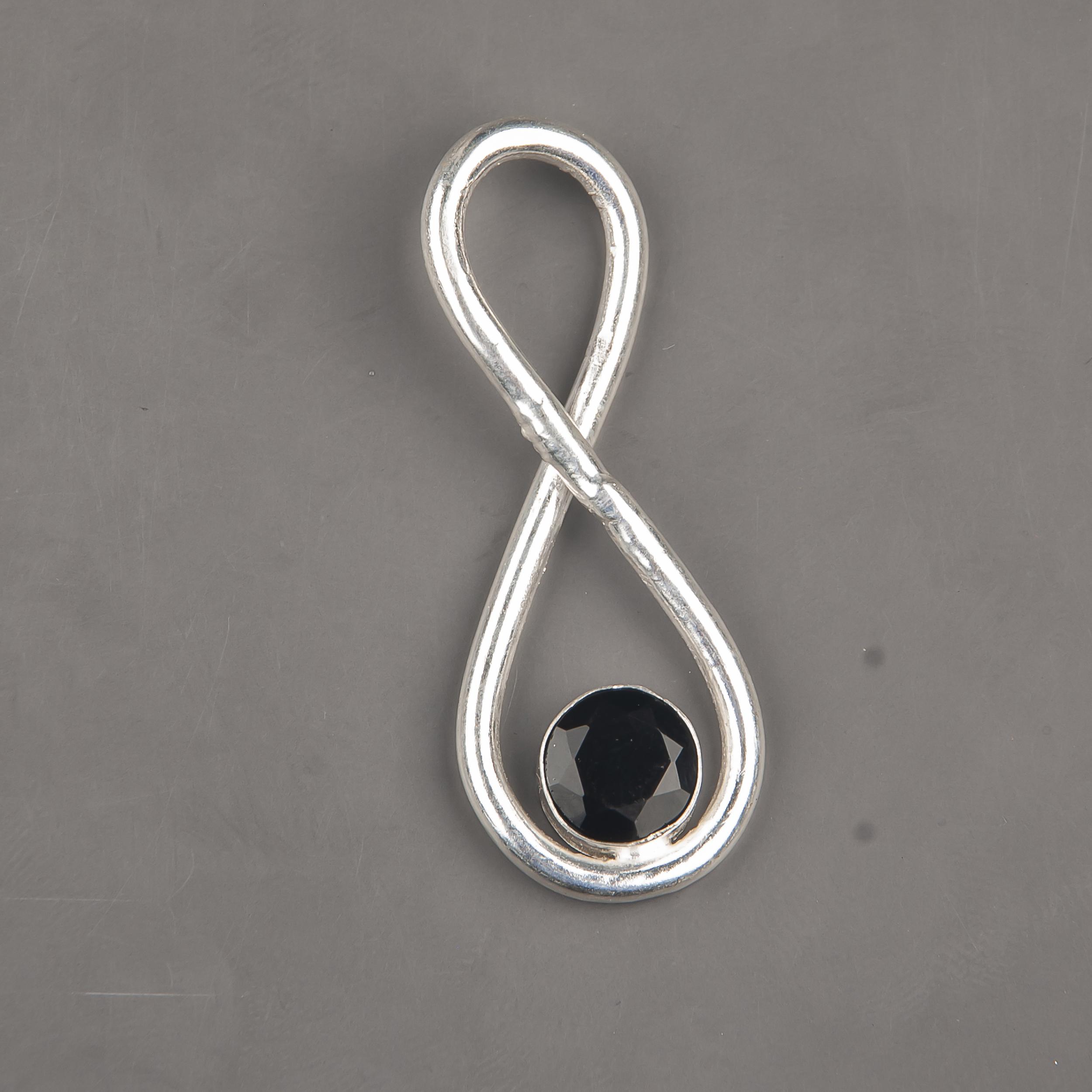 Faceted Black Onyx Gemstone Jewelry, 925 Solid Sterling Silver Pendant, Handmade Glorious Silver Chain Pendant, Gift For Catholics 1.66 inches чёрный
Faceted Black Onyx Gemstone Jewelry, 925 Solid Sterling Silver Pendant, Handmade Glorious Silver Chain Pendant, Gift For Catholics 1.66 inches чёрный