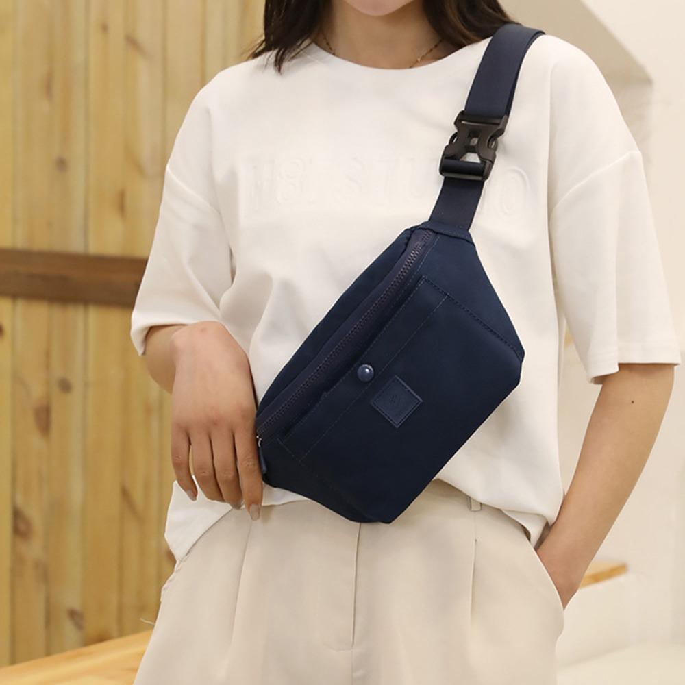 Nylon Multi-layer Crossbody Bag Waterproof Cash Register Bag Portable Women s Fanny Pack Daily синій
Nylon Multi-layer Crossbody Bag Waterproof Cash Register Bag Portable Women s Fanny Pack Daily синій