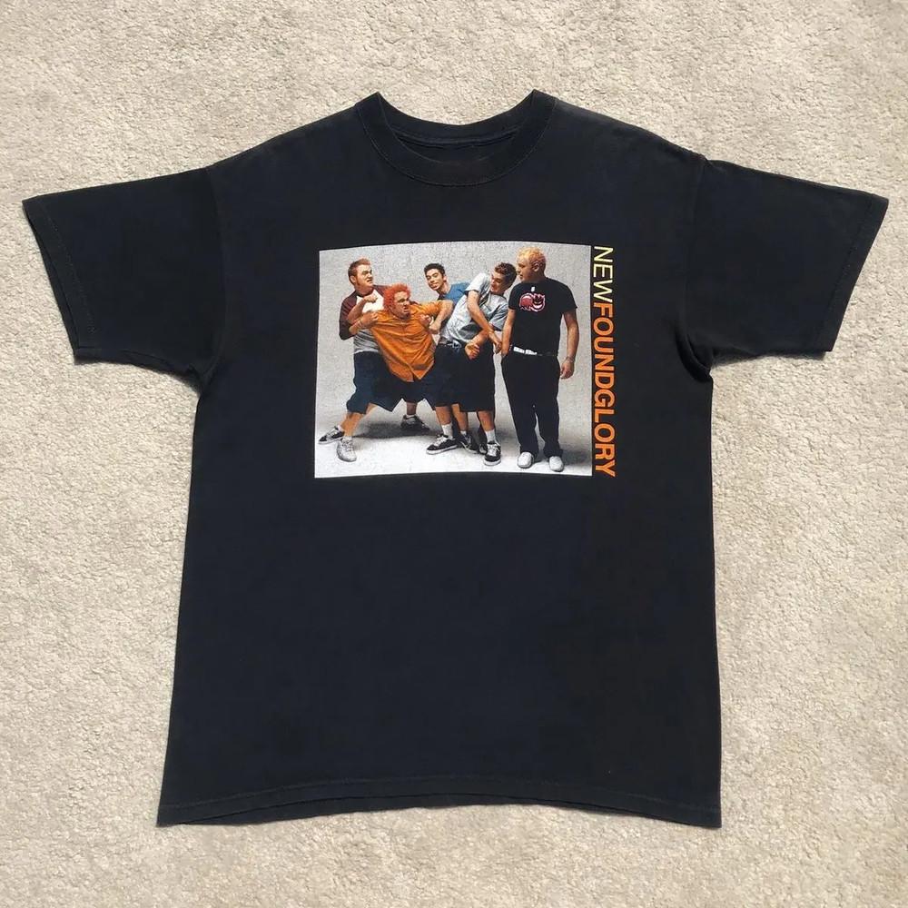 New Found Glory Summer Tour 2001 T Shirt All Size S5XL Gift Fan KK452 Unisex T-Shirt S
New Found Glory Summer Tour 2001 T Shirt All Size S5XL Gift Fan KK452 Unisex T-Shirt S