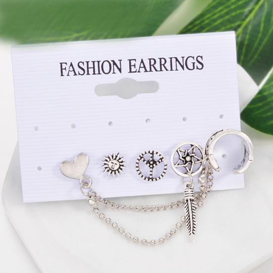 Серьги-гвоздики в виде комбинированного комплекта из 4 предметов Sun Leaf Love Chain Серьги-гвоздики
Серьги-гвоздики в виде комбинированного комплекта из 4 предметов Sun Leaf Love Chain Серьги-гвоздики