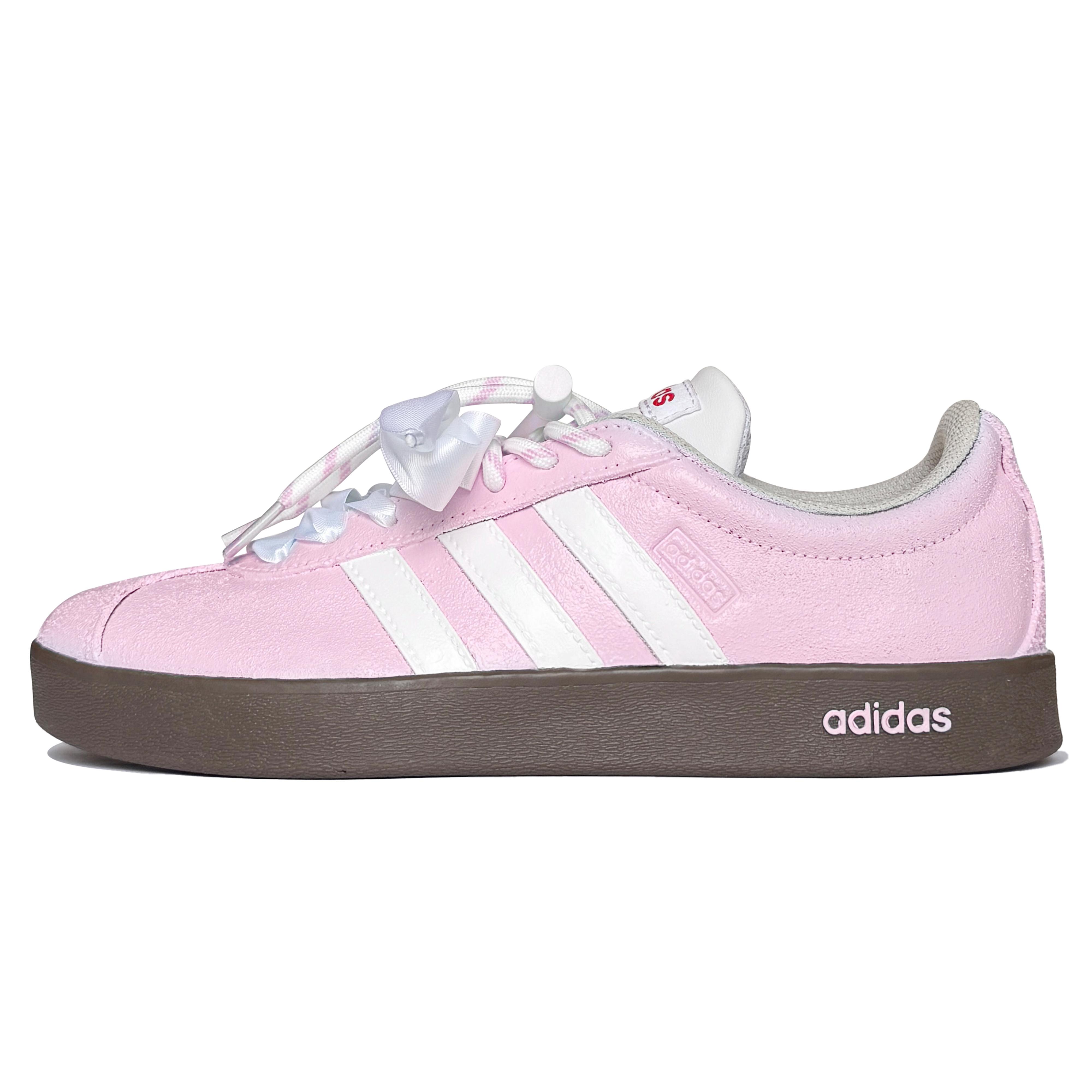Adidas VL COURT 2.0 Strawberry Yogurt Cushioning Low top Skateboard Shoes Unisex Pink HQ1802(TeamK-) 41⅓
Adidas VL COURT 2.0 Strawberry Yogurt Cushioning Low top Skateboard Shoes Unisex Pink HQ1802(TeamK-) 41⅓