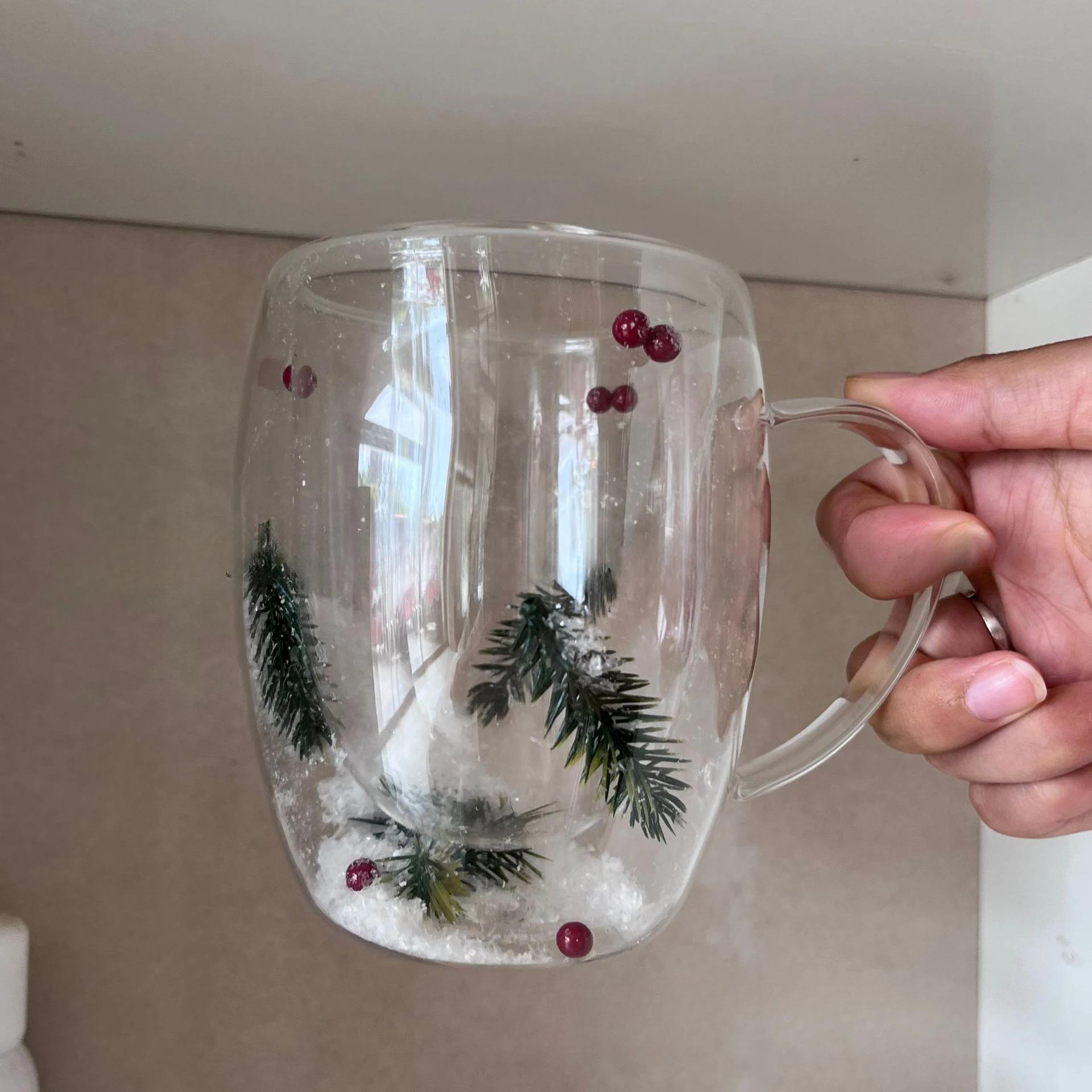 Homemade Christmas Snowflake Double Layer Heat Resistant Glass Cup Decorative Desktop Decompression Water Cup Wine Glasses 200-350ml
Homemade Christmas Snowflake Double Layer Heat Resistant Glass Cup Decorative Desktop Decompression Water Cup Wine Glasses 200-350ml