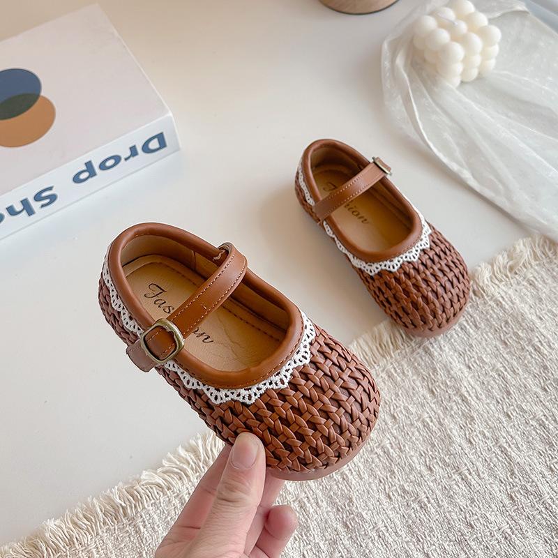 Children s Fashionable Woven Sandals2026Summer girls lace-trimmed princess woven hollow sandals trendy children s shoes 23Inner Length14.5cm коричневый
Children s Fashionable Woven Sandals2026Summer girls lace-trimmed princess woven hollow sandals trendy children s shoes 23Inner Length14.5cm коричневый
